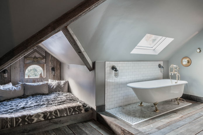 Petite chambre avec salle de bain sous les combles