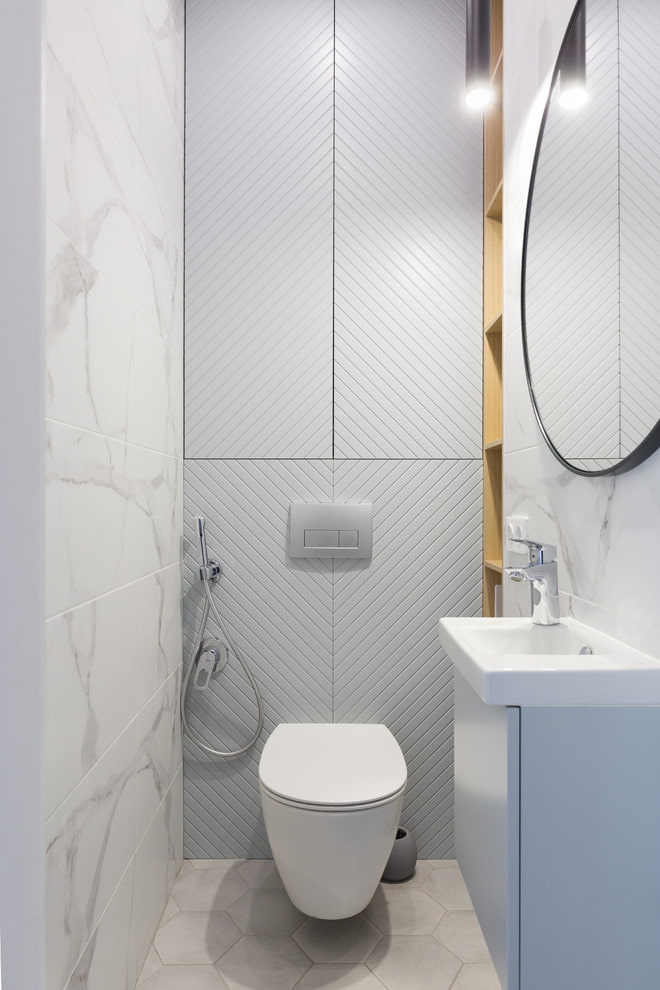 Intérieur de toilettes de style minimaliste