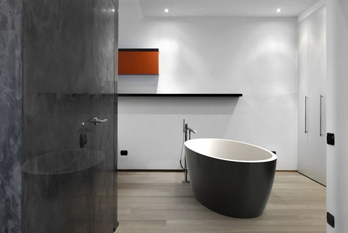 spacieuse Salle de bain noir et blanc
