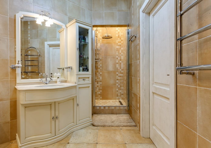 Douche dans une niche