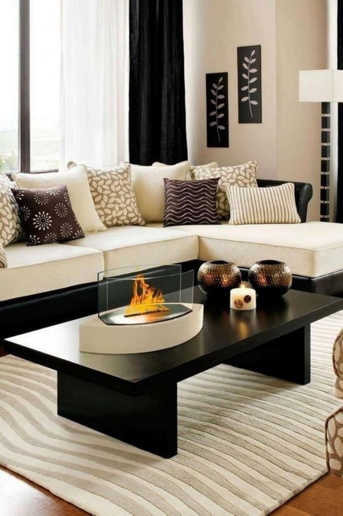 table basse foncée