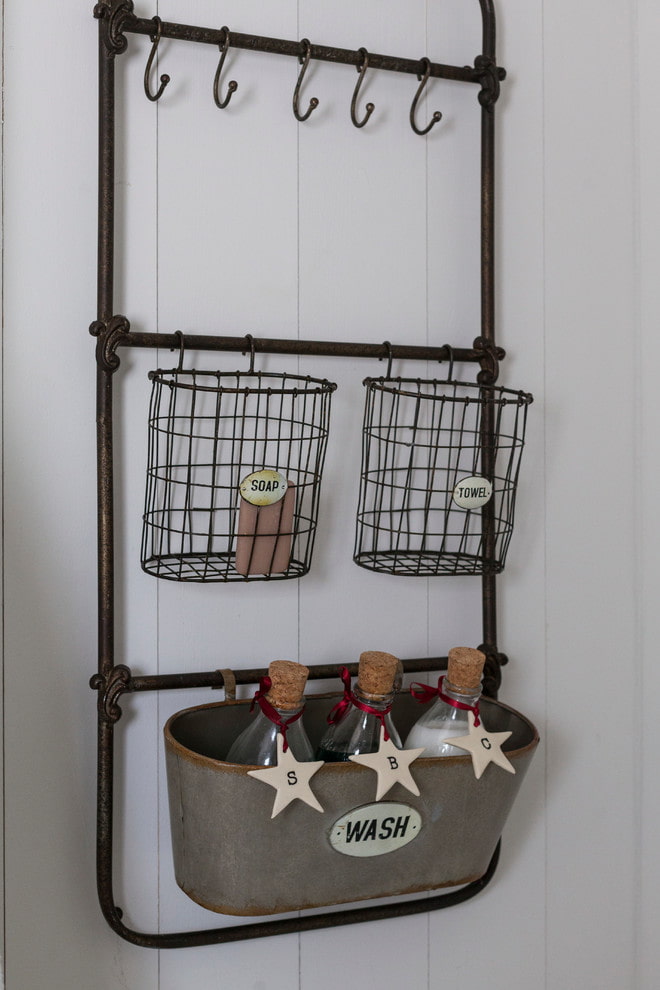 Étagère en forme de panier