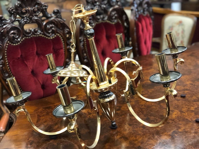 chandelier candelabra