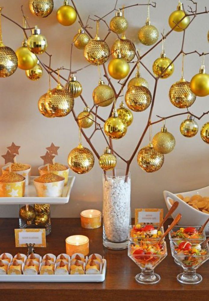 Branches avec boules