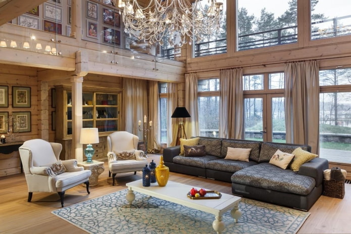une maison avec une deuxième lumière