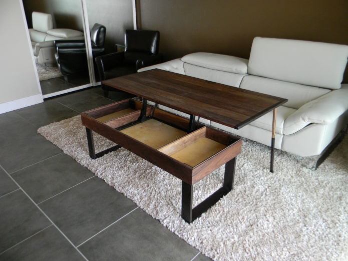 table coulissante à l'intérieur