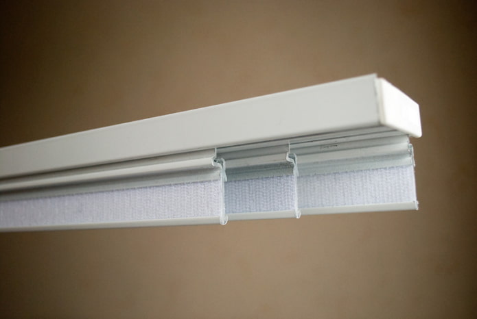 supports de fixation des panneaux