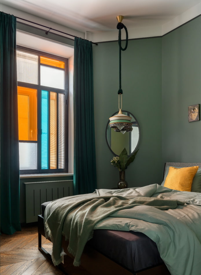 Éclairage intérieur de la chambre dans les tons verts