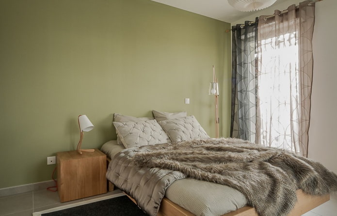Intérieur de chambre aux tons pistache
