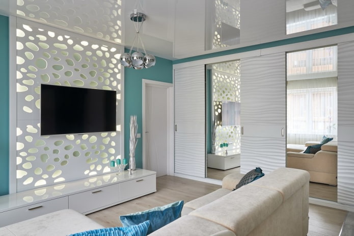 Armoire avec miroirs dans le hall
