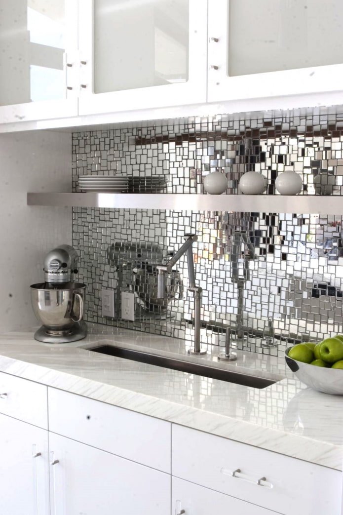 Mosaïque miroir figurée