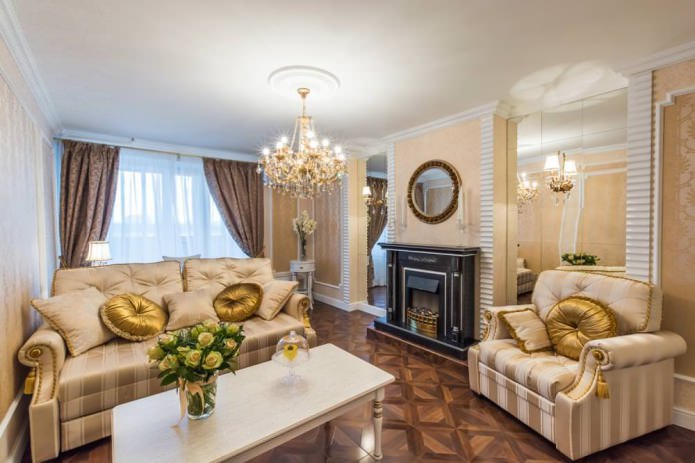 Carrelage miroir dans un salon