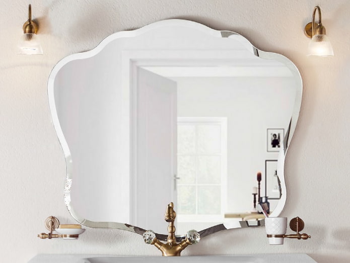 Miroir biseauté figuré à l'intérieur