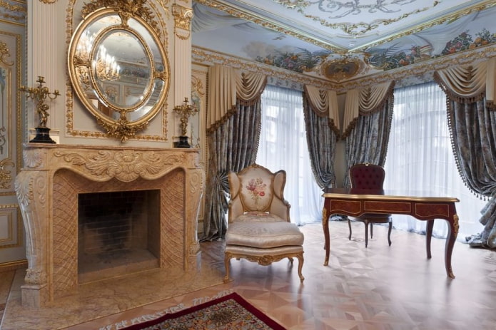 miroir de bureau de style baroque