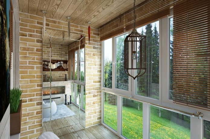 Modèle de miroir à l'intérieur du balcon