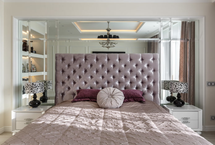 miroir à facettes dans une chambre