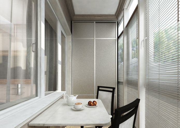Stores horizontaux sur la loggia