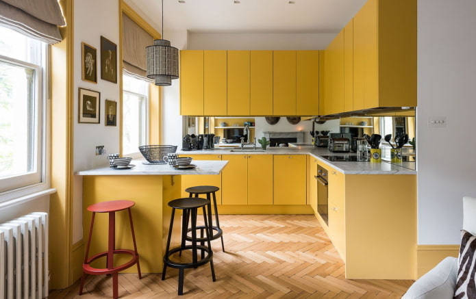 Décoration de cuisine dans les tons jaunes