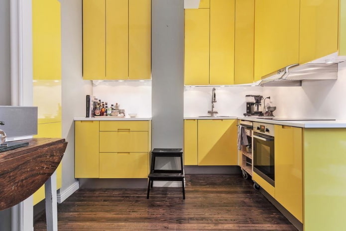 Décoration de cuisine dans les tons jaunes