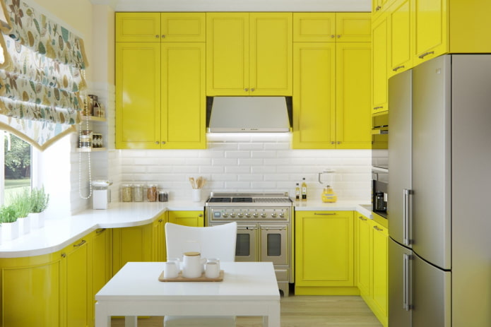 Rideaux de cuisine aux tons jaunes