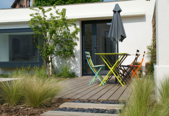 Grasses near the veranda