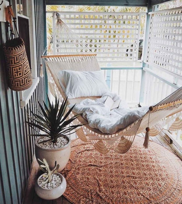 Hamac sur le balcon