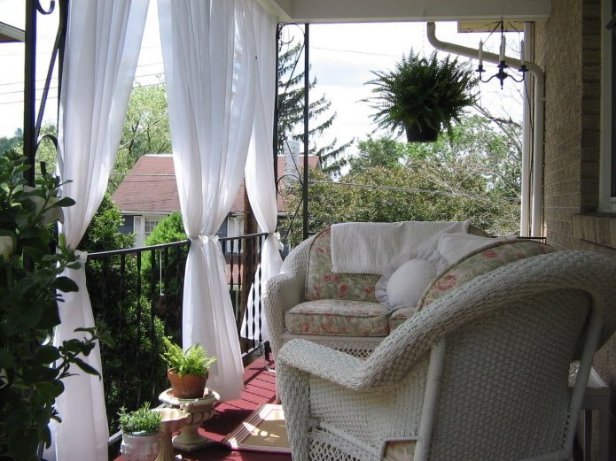 Tulle pour le balcon
