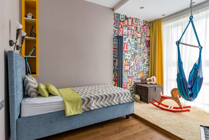 Différentes finitions pour les zones de la chambre d'enfant