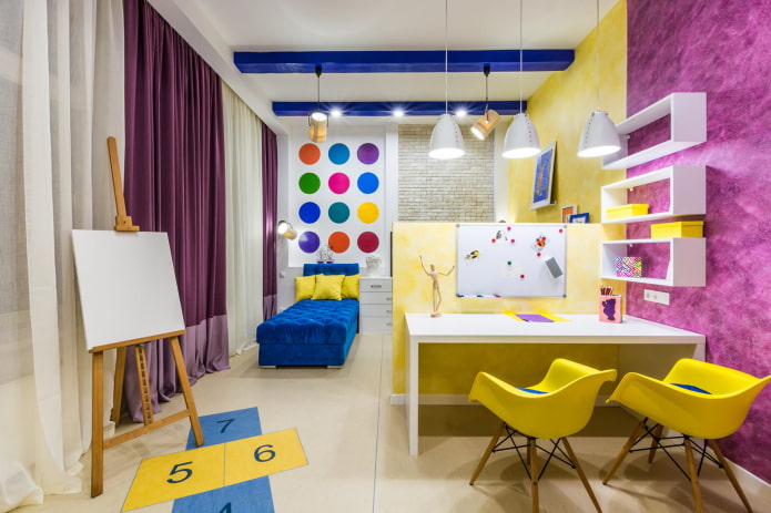 Chambre d'enfant lumineuse