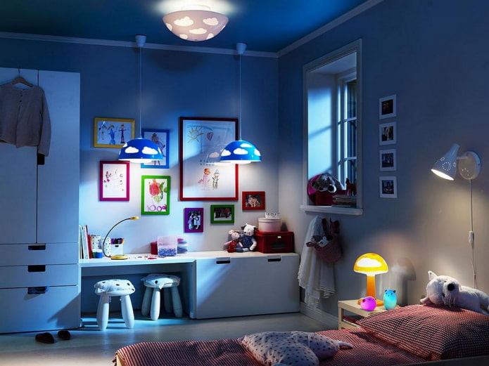 diviser la pièce avec la lumière