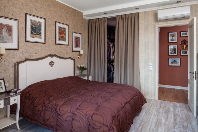 zonage d'une chambre avec un dressing avec rideaux